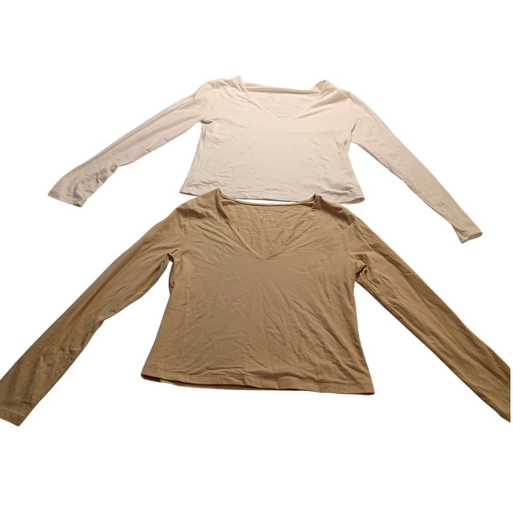A New Day T-Shirt Women's V-Neck Long Sleeve Top Basic Tee Casual Size M NWT